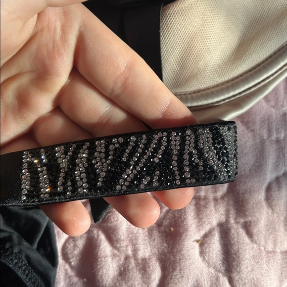 Black and Cream Lingerie Set - Picture 3 of 5